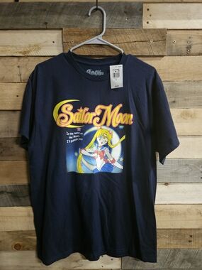Sailor Moon Graphic Tee - Navy Short Sleeve